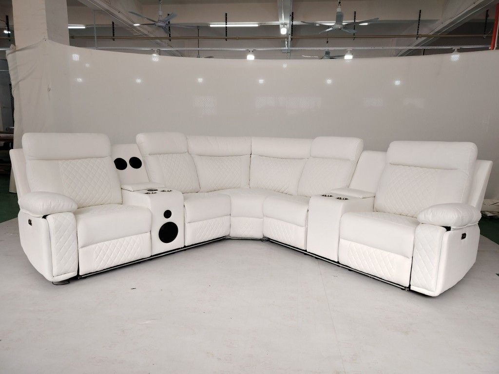 POWER RECLINERS ( BLUETOOTH SPEAKERS AND LEDD LIGHT)