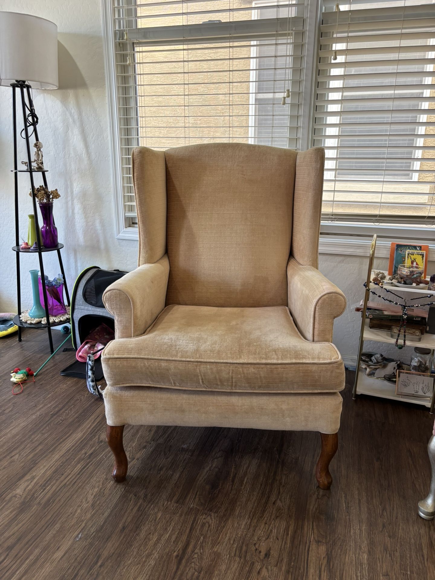 wingback chair 