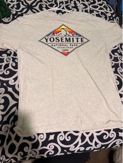 Delta Apparel Yosemite National Park T-Shirt Size Large
