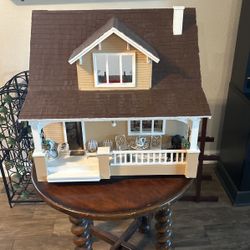 Doll House 