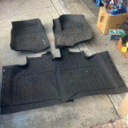 2023 GMC all Weather floor Mats 