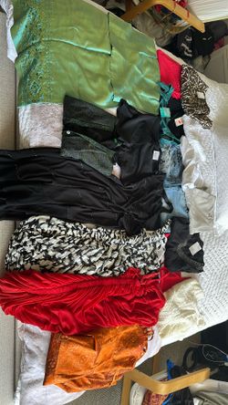 new womens clothes, sizes medium, 4,trousers size 2, 6S, 26p
