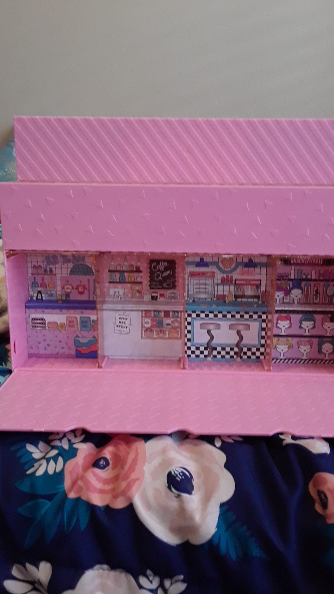 LOL doll storage/house