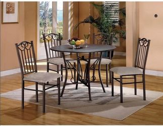Dining table set