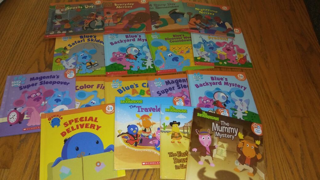 Lot of 17 Nick Jr. Hardcover SCHOLASTIC Book Club Dora Blue's / Clues / Little Bill / Oswald