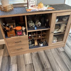 Kitchen Cupboard 