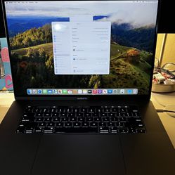 2019 Apple MacBook Pro 2.3 I9 16GB 1tb 