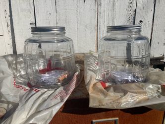 Brand New Anchor Hocking 1-Gallon Glass Barrel Jar with Handle