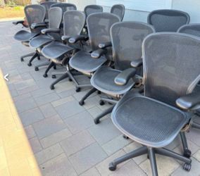 Aeron Chairs Size A With All Options