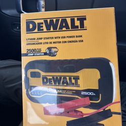 Dewalt Jump Start W USB Charger Port 