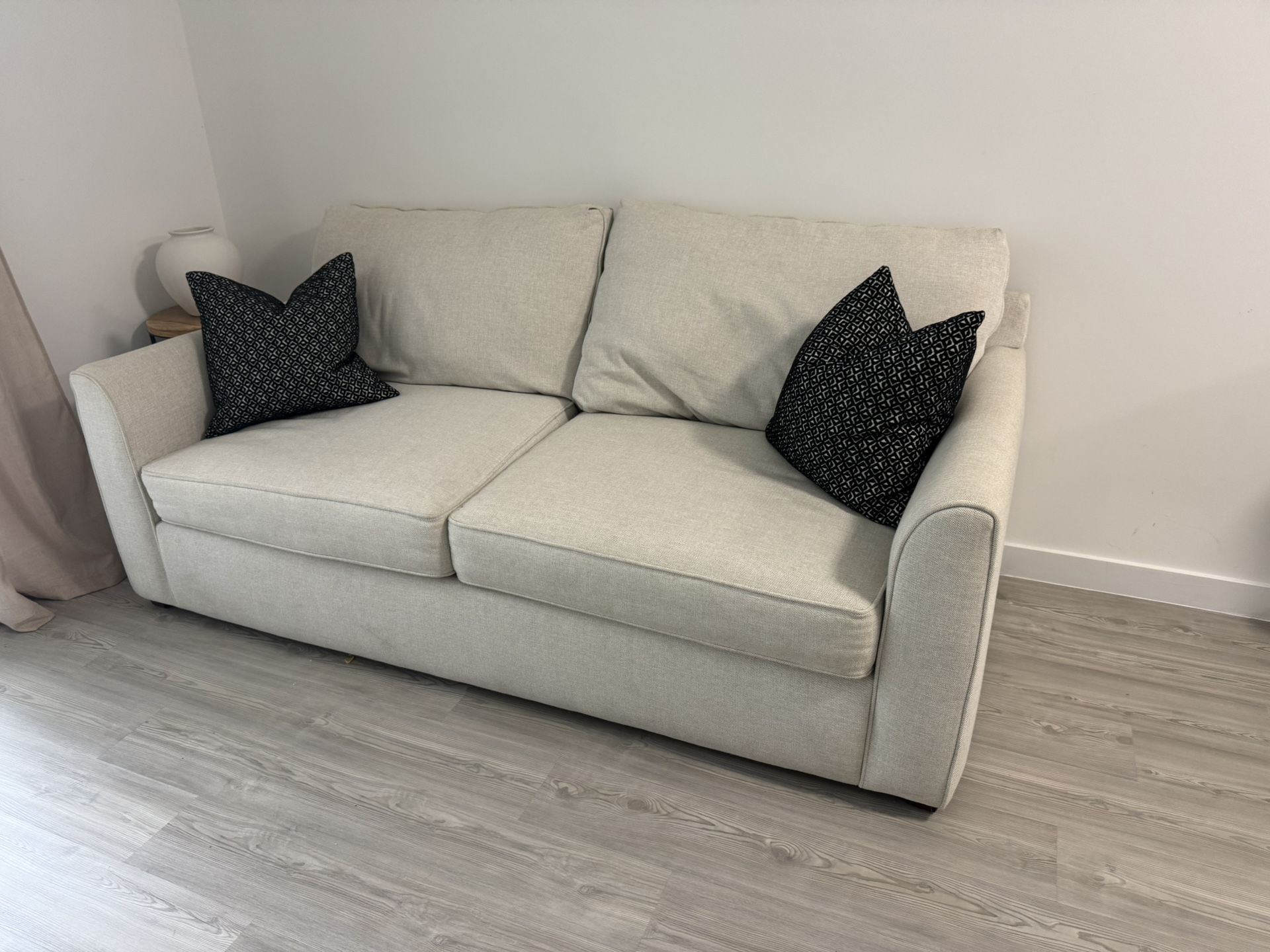 SOFA SLEEPER