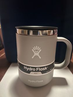 Hydro Flask $15 eaxh