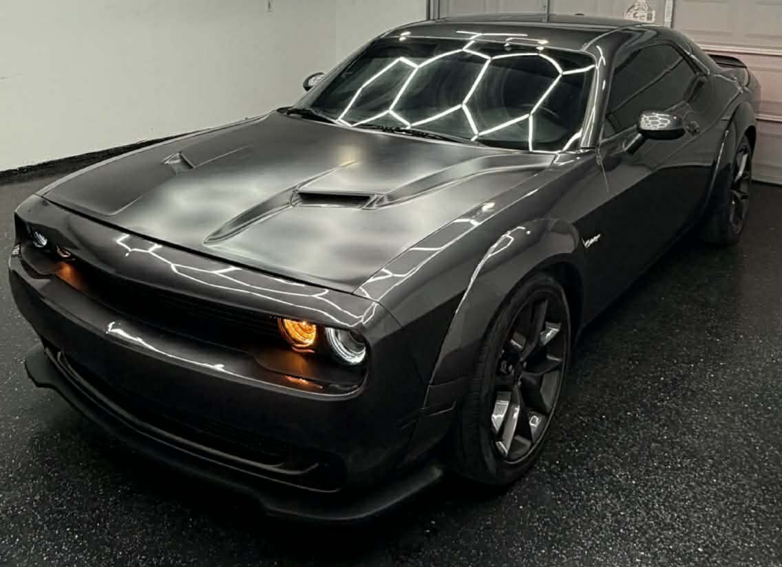 2020 dodge challenger sxt