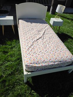 Twin Bed with mattress