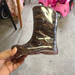 Rain Boots Size 10