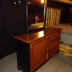 Twin Size Headboard And Dresser 