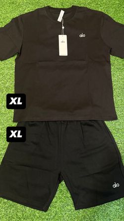 Alo Black T-Shirt and Shorts Set XL