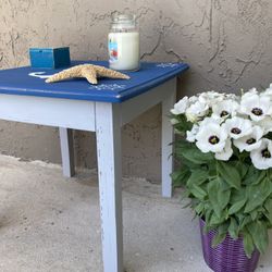Cute Side Table Navy Blue 