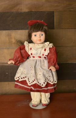 15 inch Paradise Galleries doll