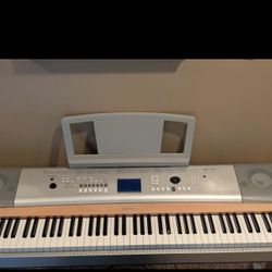 Yamaha Keyboard