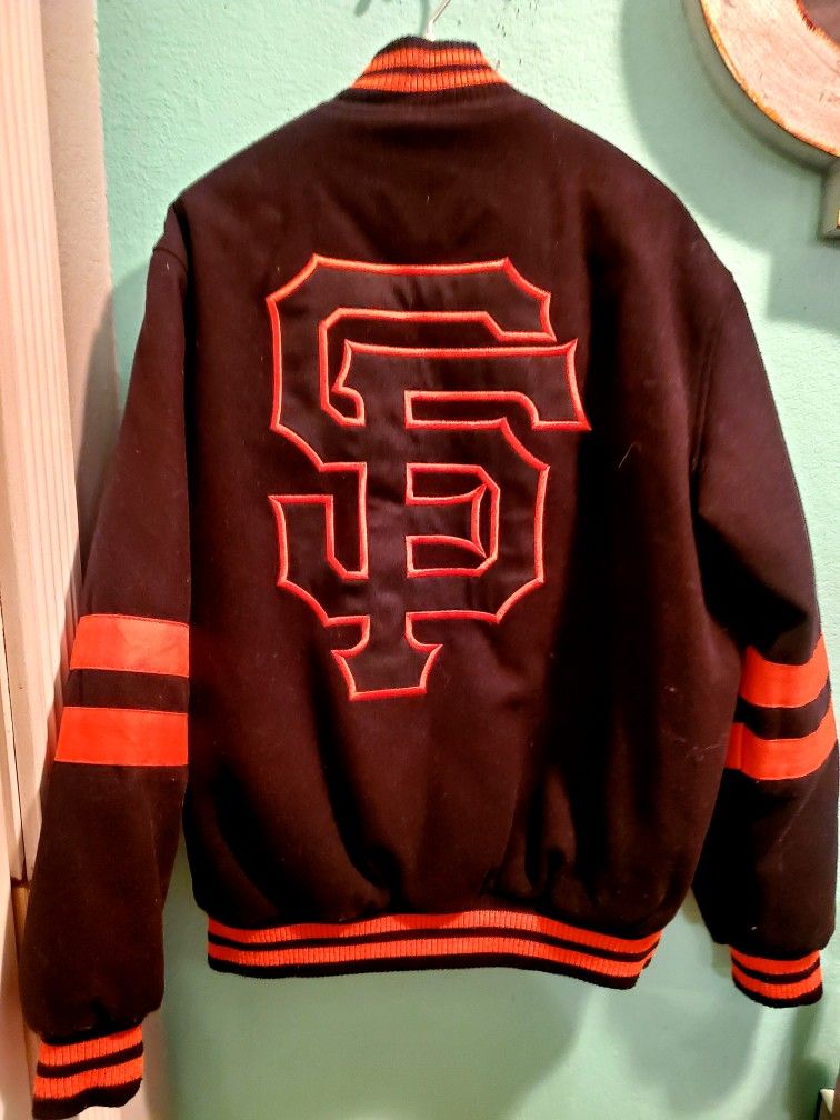 San Francisco GAINTS Baseball TEAM Jacket..Reversible To Gray Color..Size ADULT Large / Exlarge..like New!