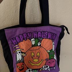 Mickey Mouse (Pumpkin) Tote Bag Disney Halloween 2022" Limited to Disney Store