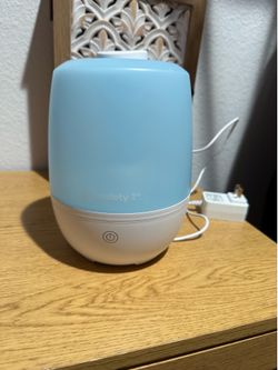Baby cool mist humidifier