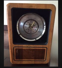 Vintage Lord King Japan made World clock OUARTZ Airplane second hand Wall Mantle