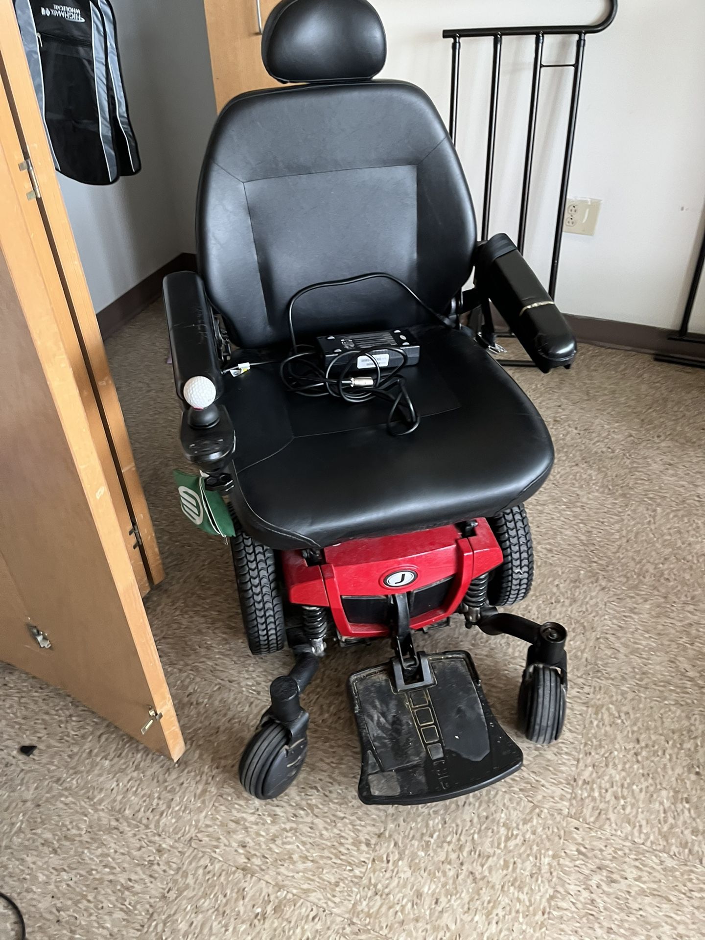 Electric Wheelchair Jazzy 600