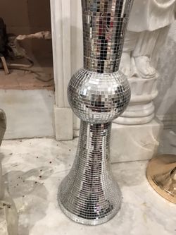 Gorgeous silver mirror beaded center piece