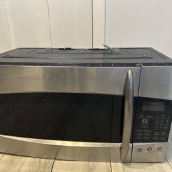 Ge Profile microwave 