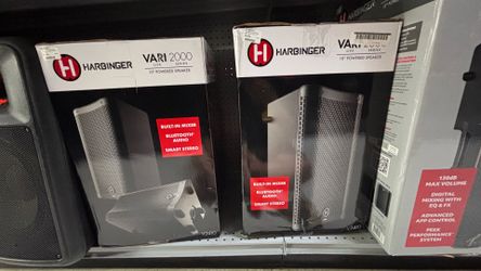 Brand new harbinger vari 2000 live series 10” powered speaker v2410
