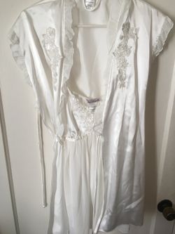 Night gown with robe