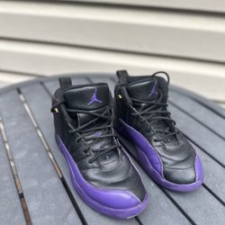 Air Jordan 12 Retro Field Purple Kids (Size 3Y)