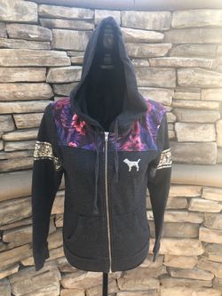 Women’s Victoria Secrets Pink XS Hoodie