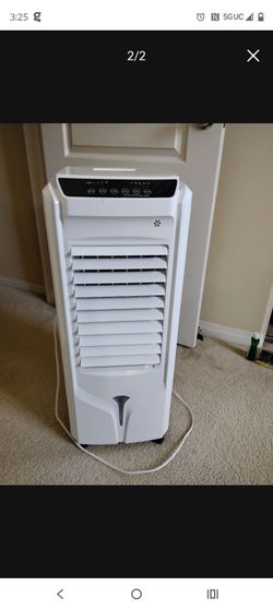 Utility evaporatory air cooler 32-in swamp cooler with 4 gallon water tank remote control included