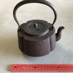 Japanese Cast Iron Tetsubin Tea Pot 