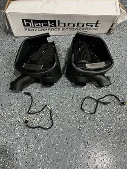 Mercedes cls63 black boost intakes