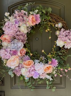 Violet- 24” Luxury Floral Home Decor Grapevine Wreath