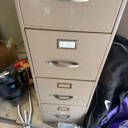 Filing Cabinets in good condition