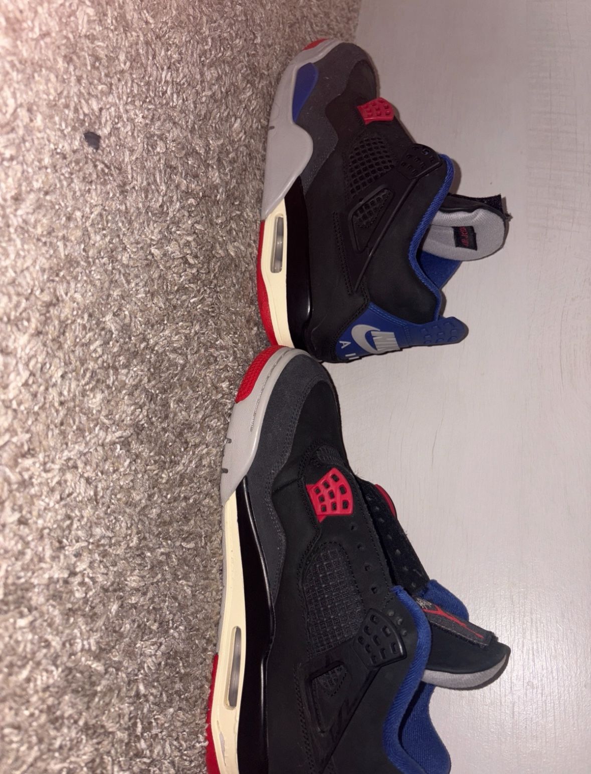 Jordan 4 Rare Air with the gold lettering. 