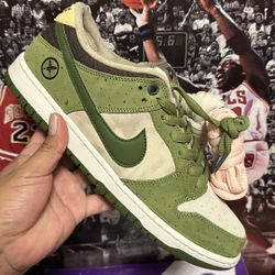 Nike SB Dunk Low Matcha Size 10.5M