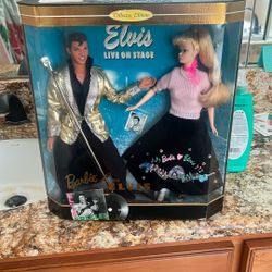 Collector edition - Barbie Loves Elvis