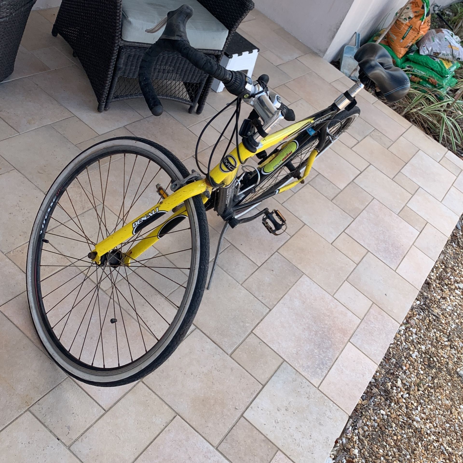 GMC DENALI ROAD SERIES