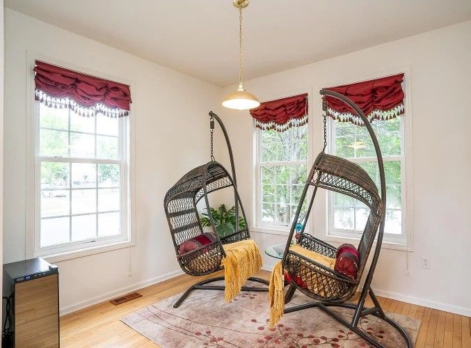 1 Indoor/outdoor Metal Swing Wicker