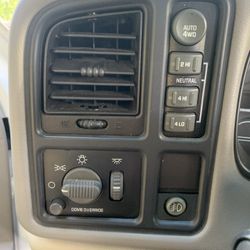 99-06 Gm 4x4 And Lights Module
