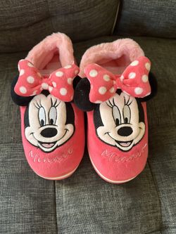 Minnie & Mickey mouse slippers
