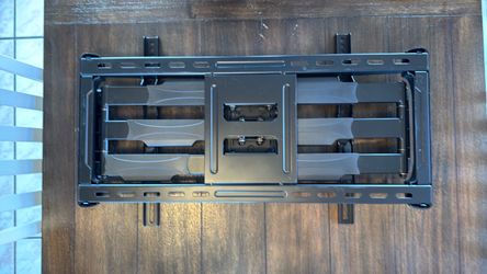 Best offer! Large TV wall mount-120 lb capacity