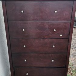 Dresser, 5 Drawers, Used 
