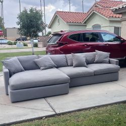 Crate & Barrel 2-Piece Grey L-Shaped Sectional – Barely Used + FREE Delivery!